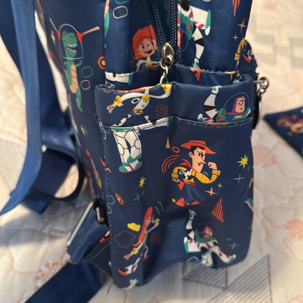 Jujube Midi plus Toy Story backpack - Picture 6 of 8